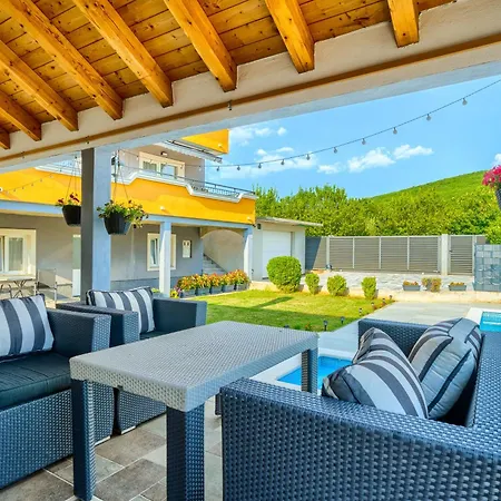 Wendy * Klanac (Split-Dalmatia)