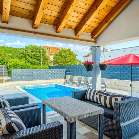 Wendy * Klanac (Split-Dalmatia)