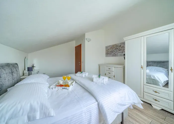 Villa Wendy Klanac (Split-Dalmatia)